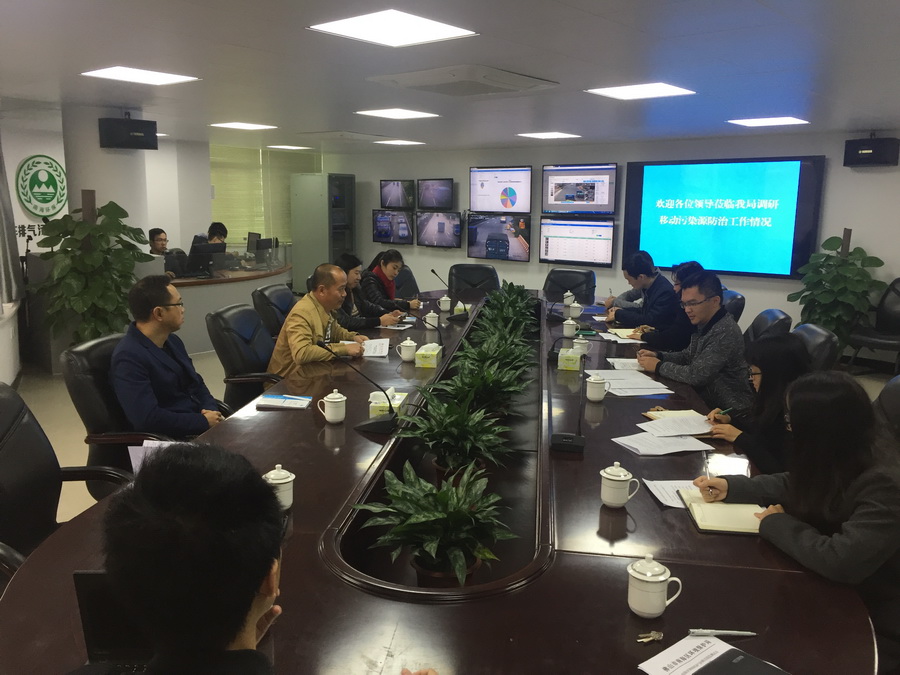 市环保局到五区调研移动源污染防治工作情况